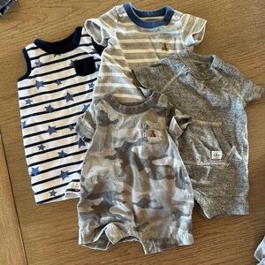 Gap 0-3 Month Romper One-piece Lot
